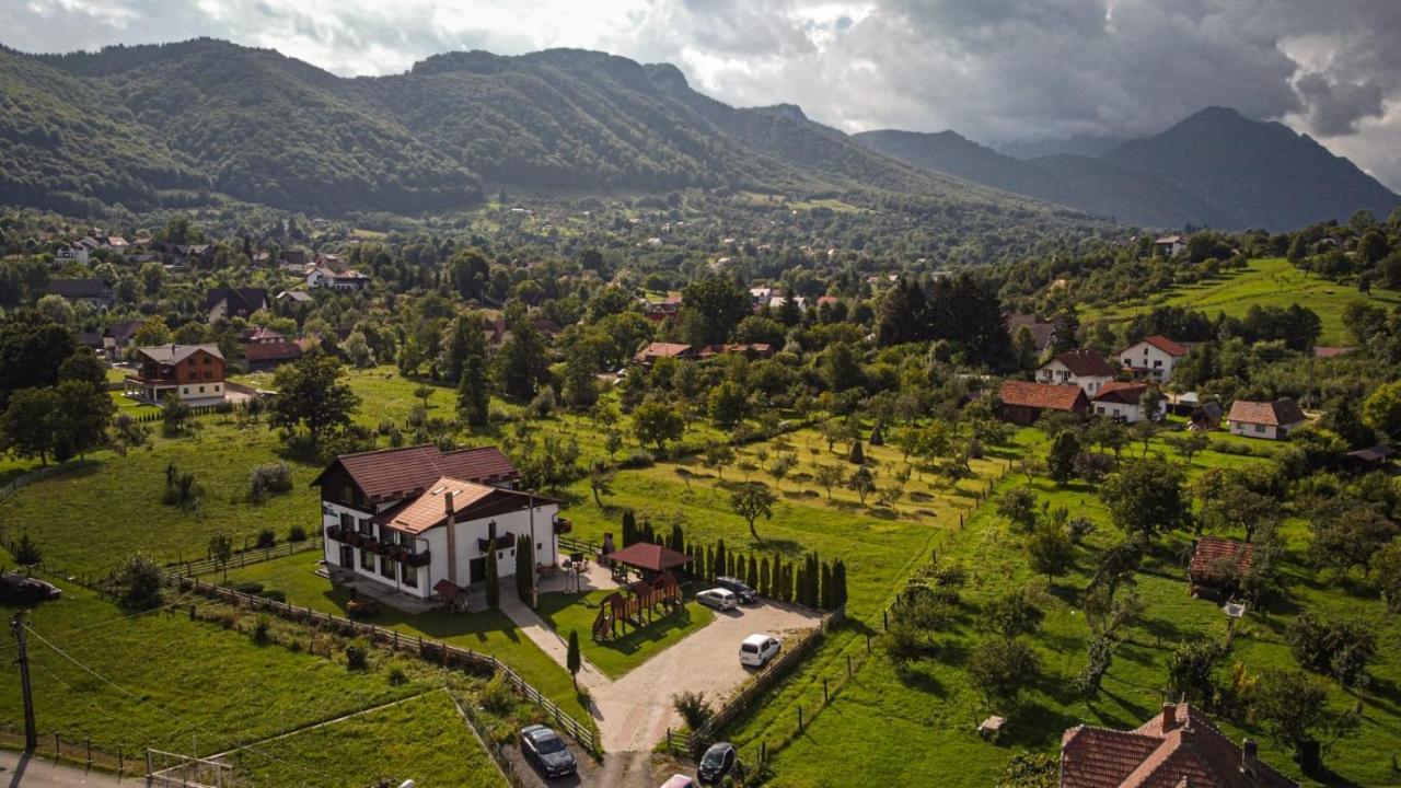 Serena Guesthouse Bran Bran  Eksteriør bilde